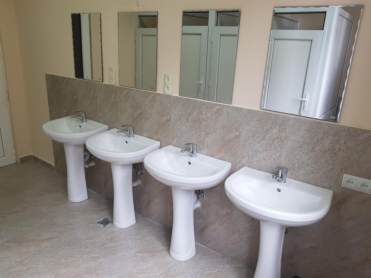 יירבאן Welcome Friends Hostel מראה חיצוני תמונה