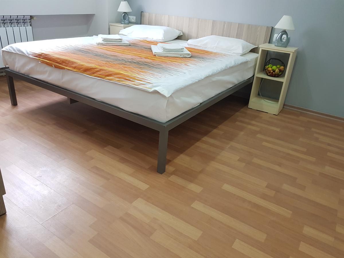 יירבאן Welcome Friends Hostel מראה חיצוני תמונה